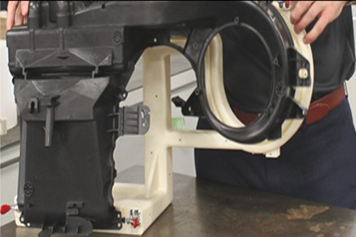 Measurement/Test Fixtures They are tools that allow the workpiece to be held in a certain position and position for devices such as CMM, video projector or 3D scanner, and to measure in this position. Similarly, test fixtures of parts such as hose/pipe/rubber wick are also in this group.